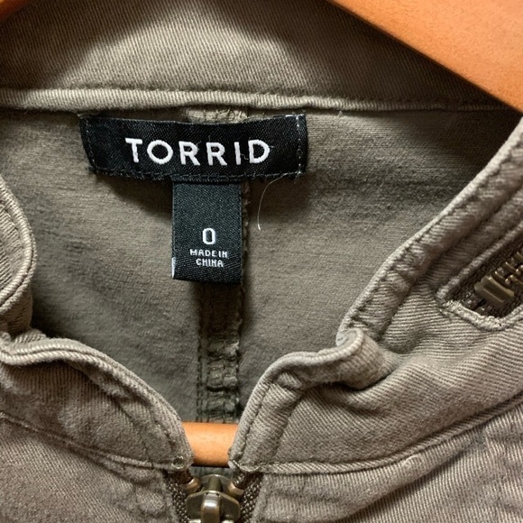 TORRID CROPPED MILITARY JACKET SIZE 0X - Picture 5 of 7